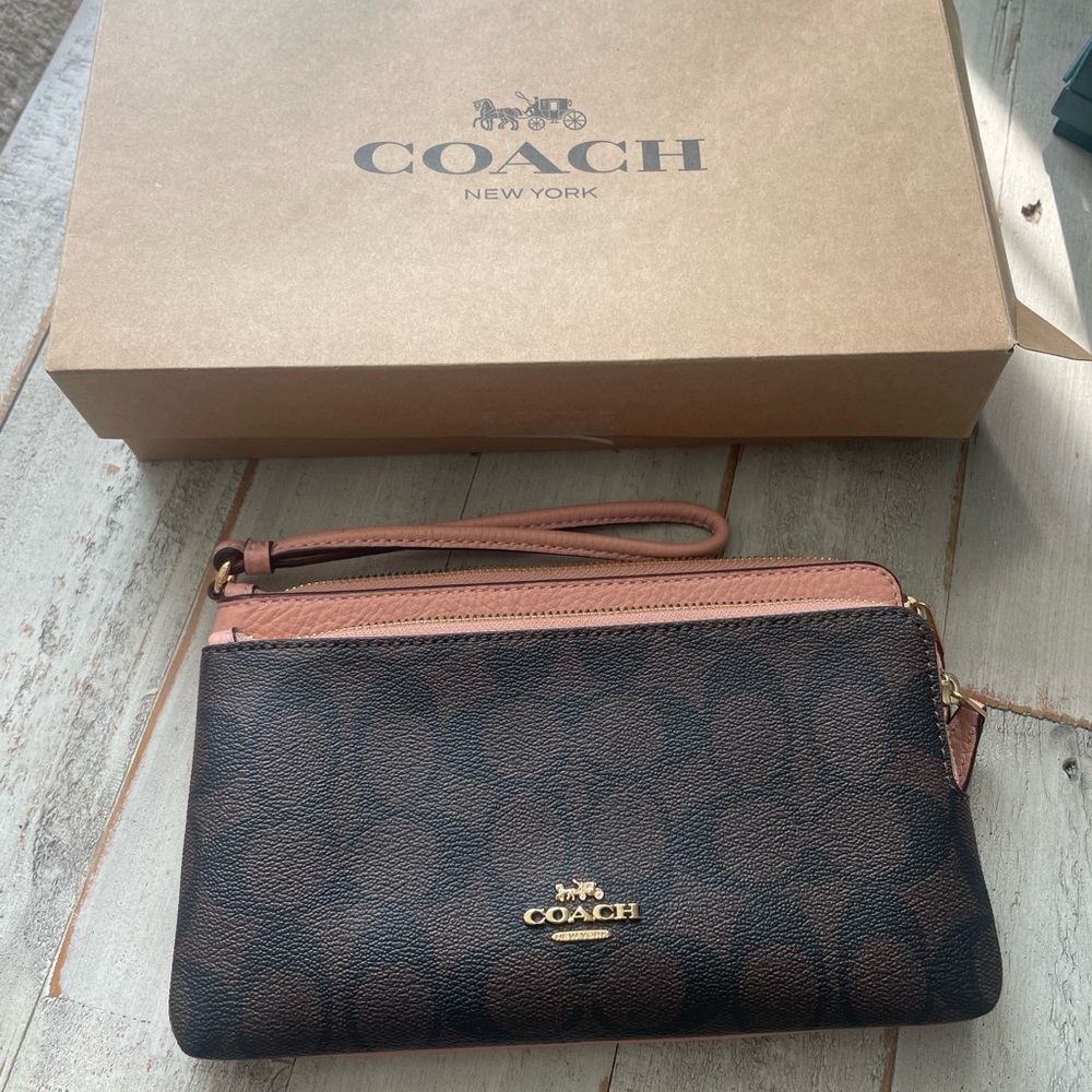 Coach Wristlet (Never used)